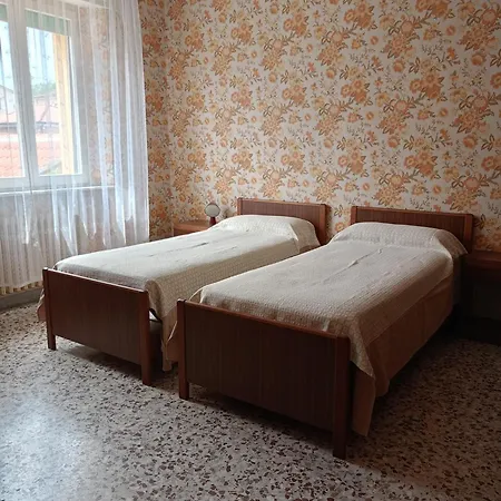 Se069 - Senigallia, Ampio Quadrilocale Comodo Ai Servizi * סניגליה